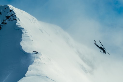 Bell 212 Helicopter Skiing